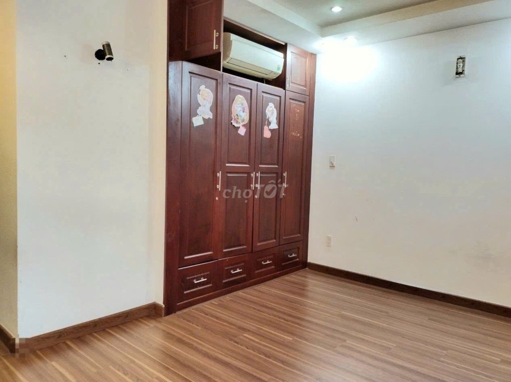Rent an alleyhouse 273/5/A Nguyễn Văn Đậu, 1701 11 Q.Bình Thạnh