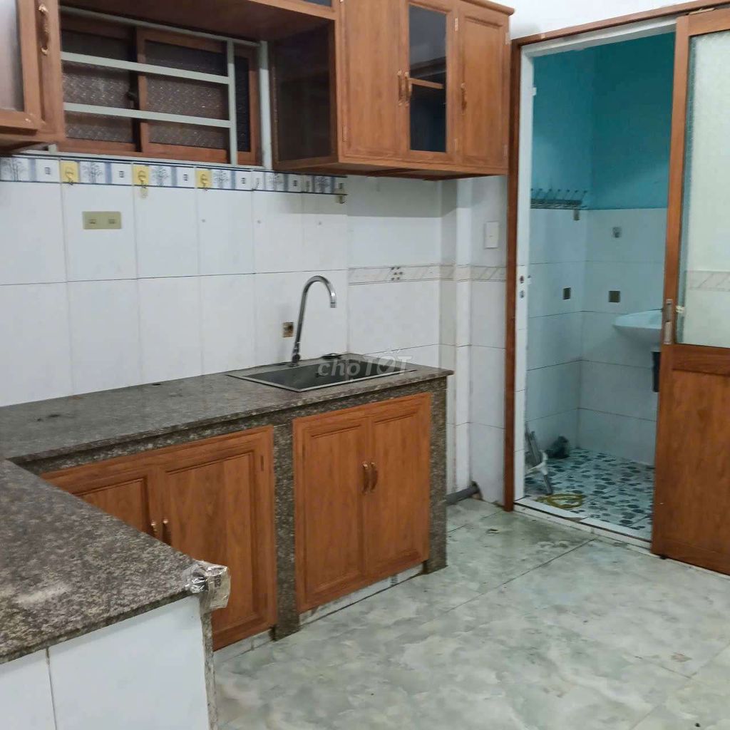 One-story front house, two rooms on Middle East 13,Đông Thạnh Hóc Môn.