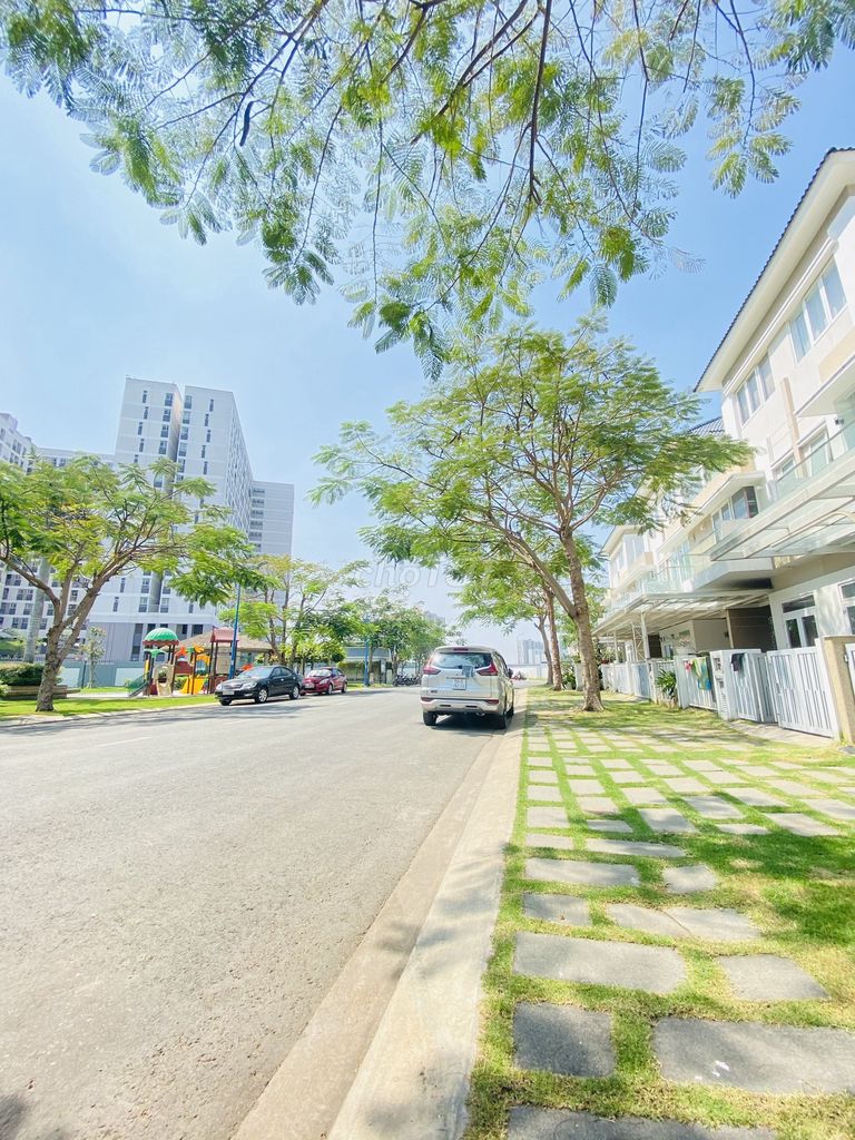 - Liên Phường District 9 - basic interior