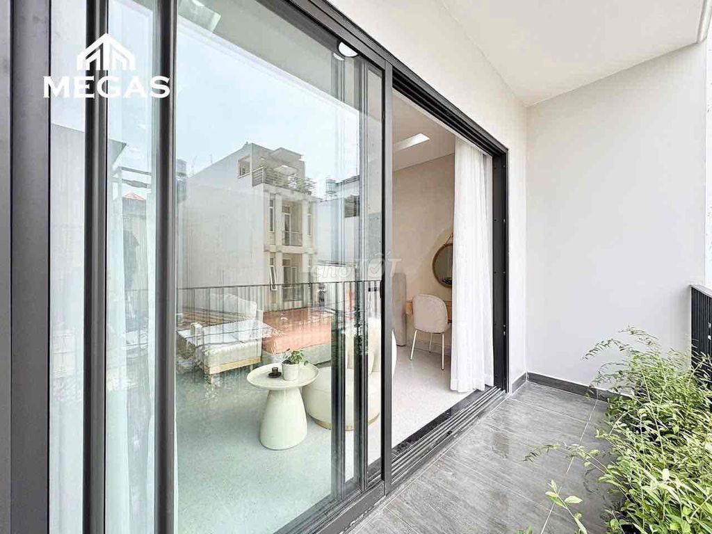 The Bancol interior studio is in the Tân Sơn Nhì district!