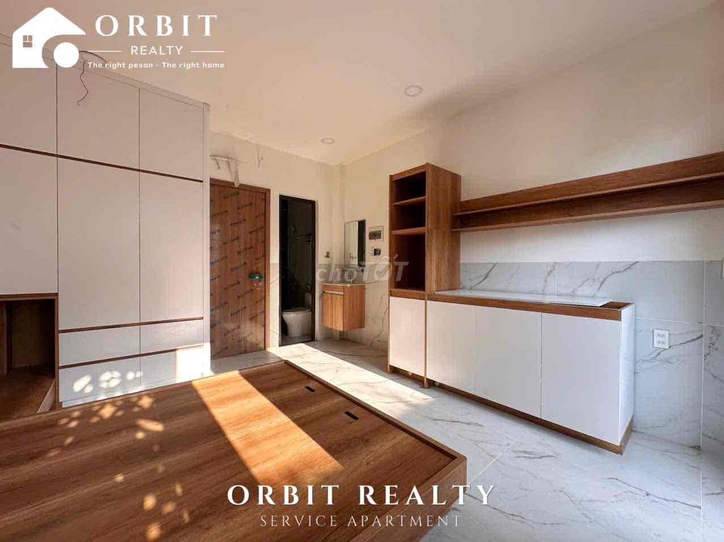 It's the owner who rents a new house 100 percent near the market