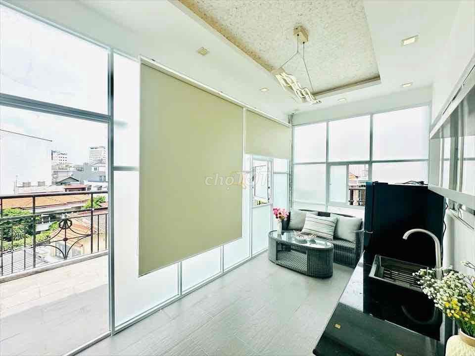 A Huỳnh Văn Bánh bedroom - The Great Public Service for the Light,