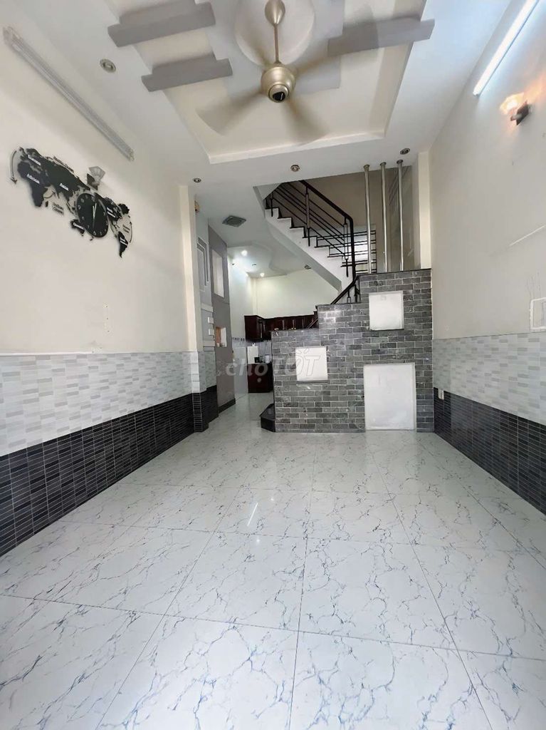 Rent đg.cmt8.P.5Tân Bình.