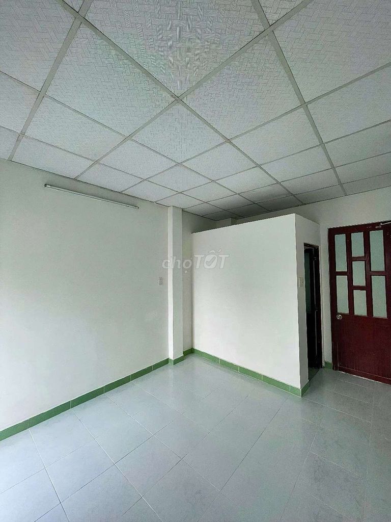 Rent đg.cmt8.P.5Tân Bình.