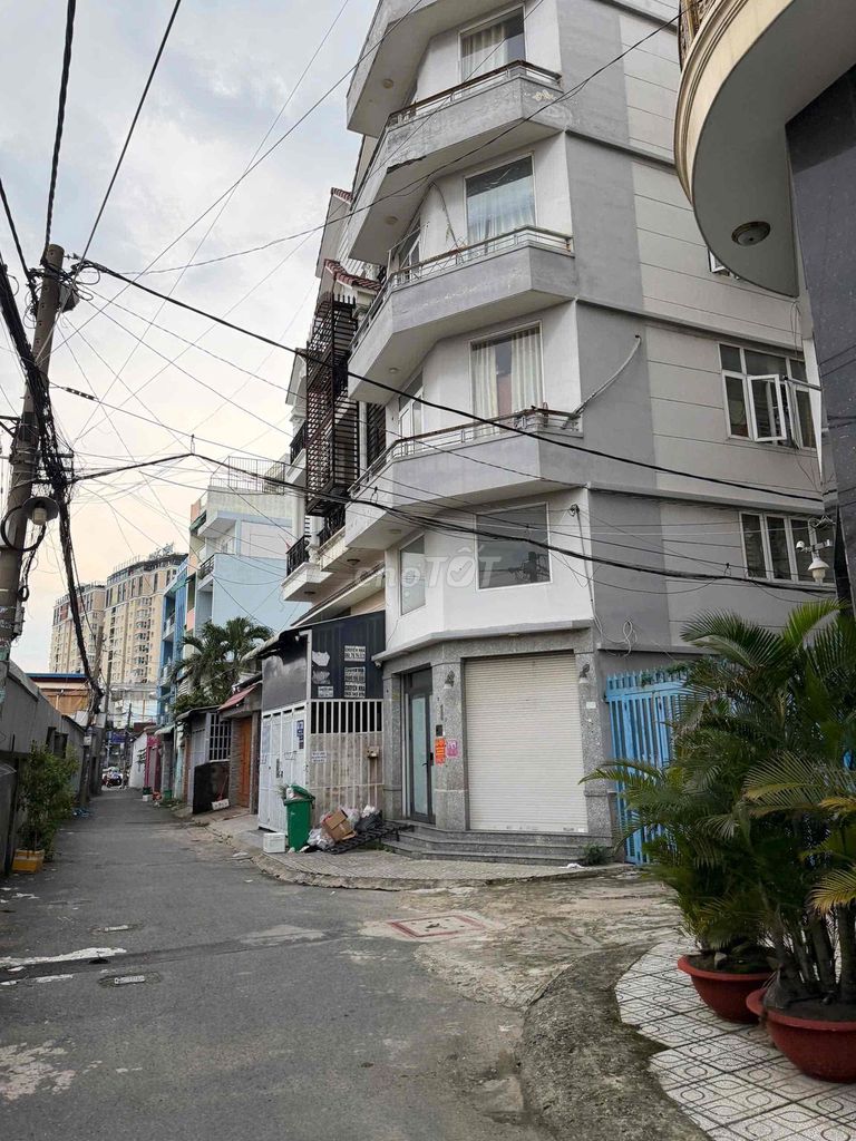 Rent the original house 7 e. Phan Huy Ích 16 million 3 stories
