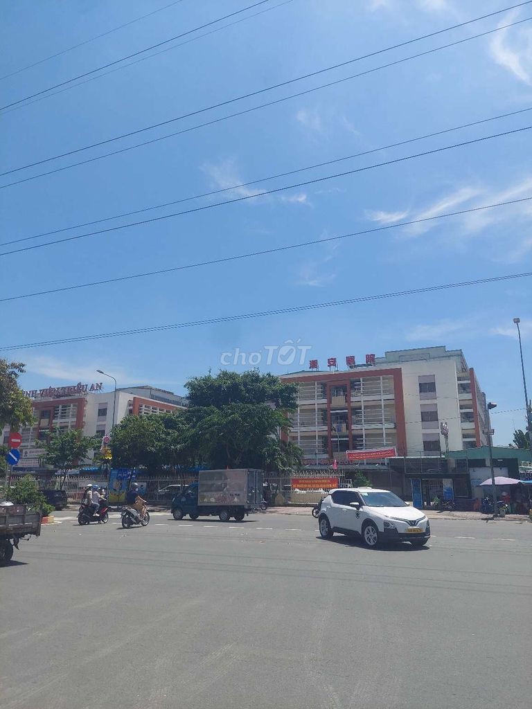 cash house 60 M Kinh Dương Vương