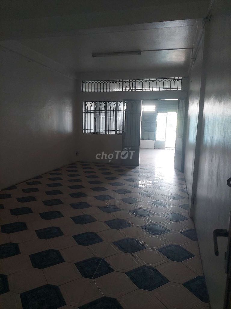 cash house 60 M Kinh Dương Vương