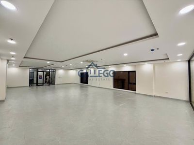 Rent a Âu Cơ cash house * 7 X20 M * 4th floor vault * elevator