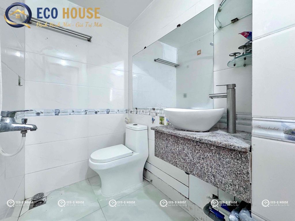 Rent the ground room full interior door clear near aeon Tân Phú
