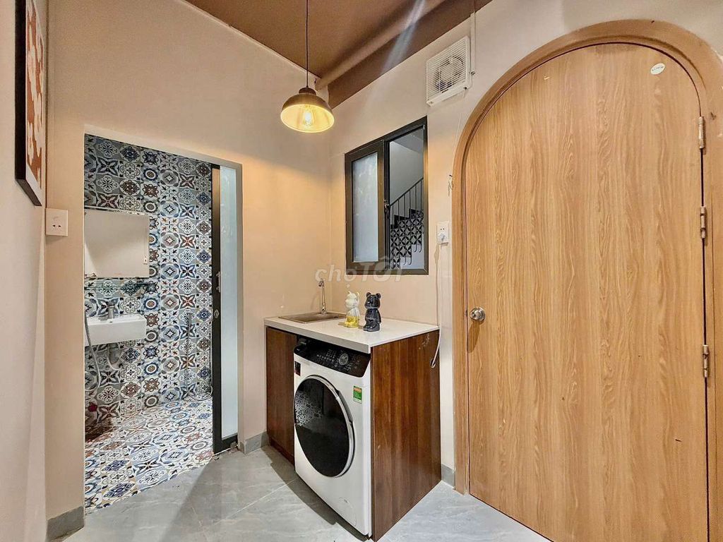 renting advanced studios at Lý Tuệ, full interior, near huit