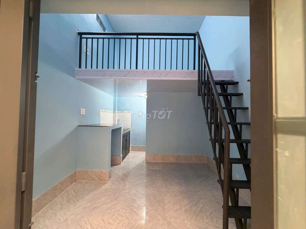 Rent the entire 80 M2 suite-- near the mid-cpm.