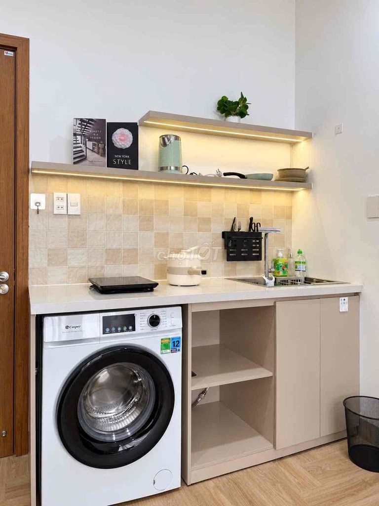 The apartment is located near the airport. 200 meters at 8 million2.