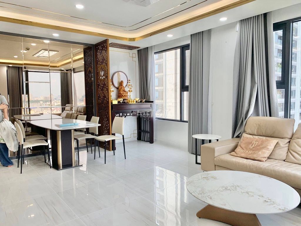 Rent 3 bedroom 102 m2 for 29 million a month at Kingdom 101