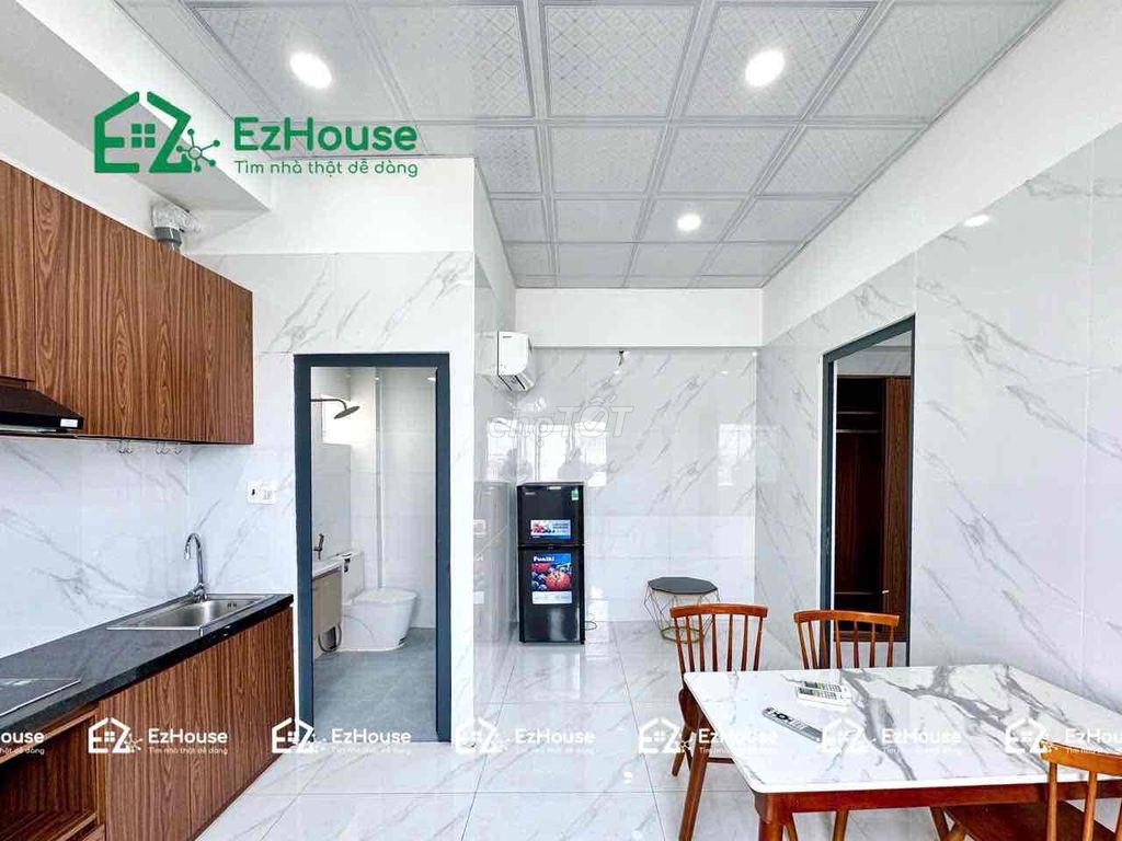 The 2nd apartment is 7-7-q0-near-near-iuh cheap.