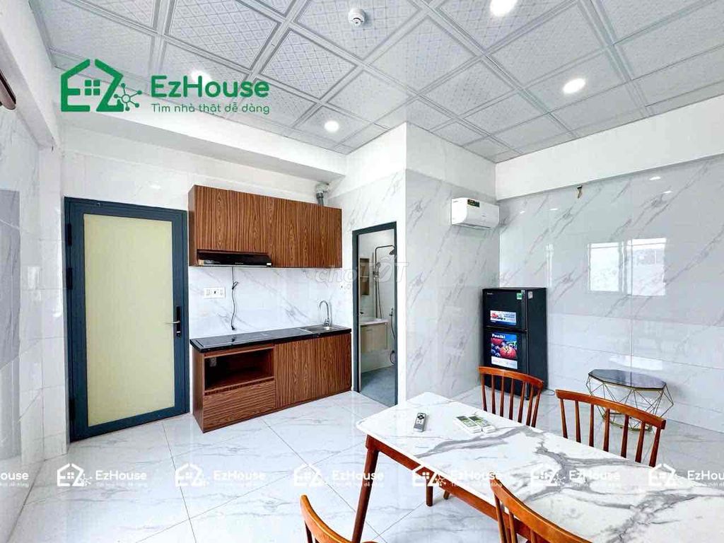 The 2nd apartment is 7-7-q0-near-near-iuh cheap.