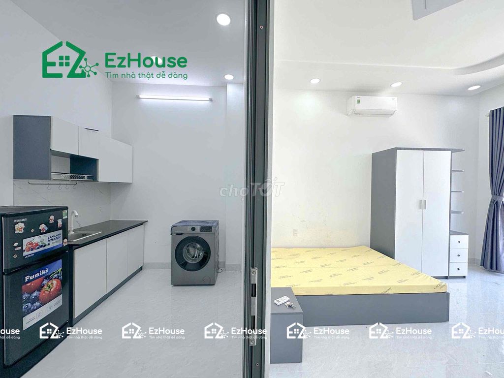 Only 1 P full furniture left - kitchen split - balconies immediately Nguyễn Văn Quá