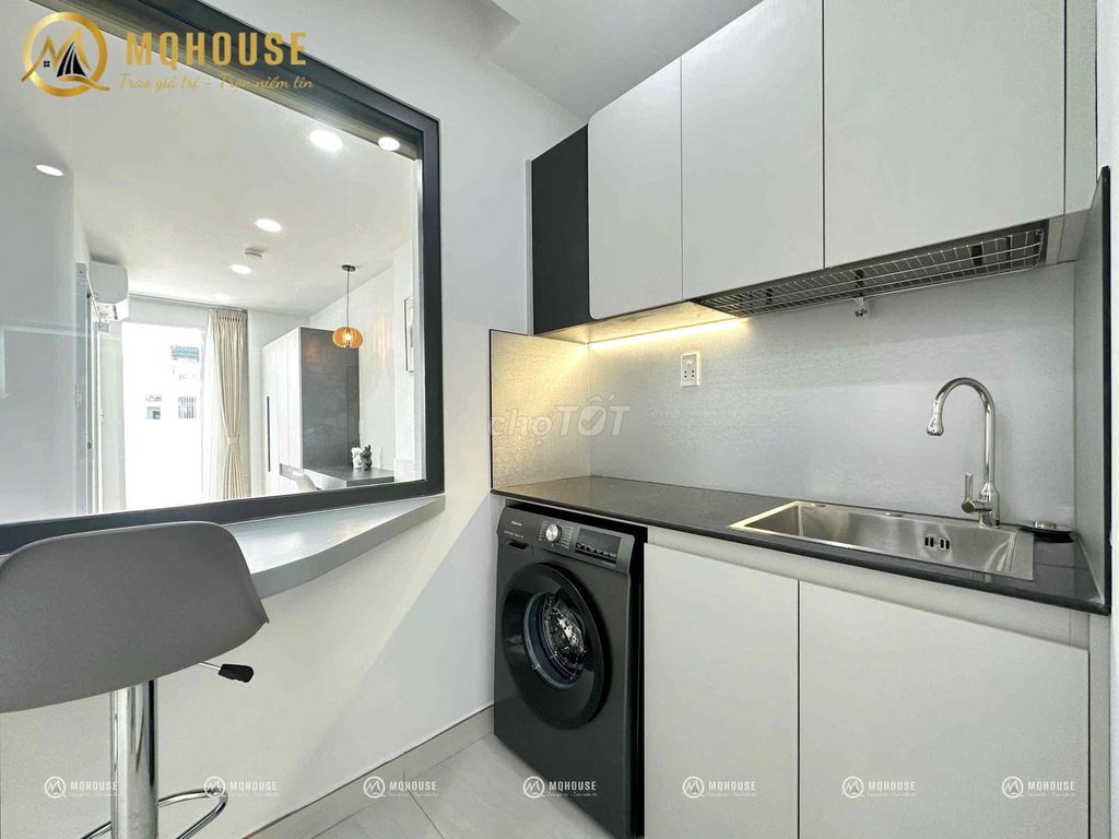 Two balcony bedrooms full of private washing machines white tone on the base of the spades