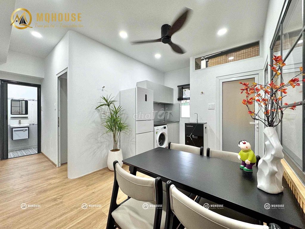 Two balcony bedrooms full of private washing machines white tone on the base of the spades