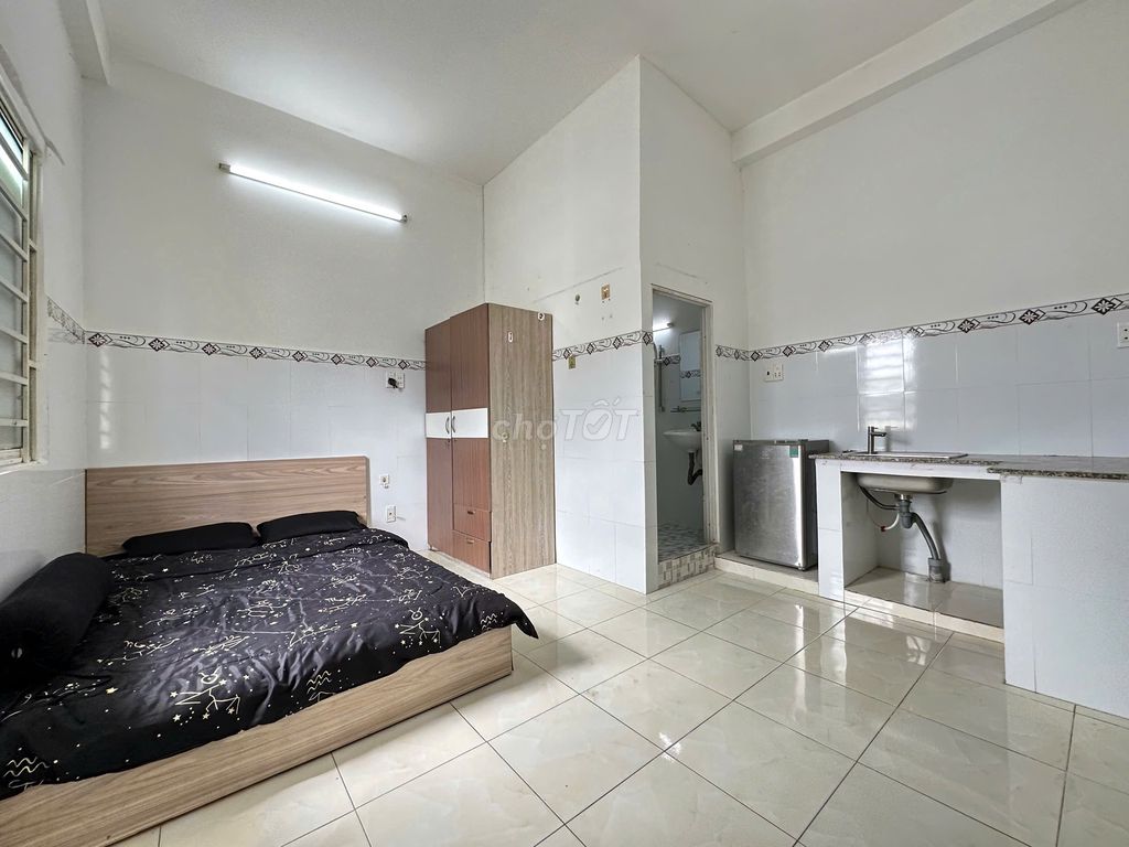 Bandilic window studio is as much furniture as a cheap photo near vlu
