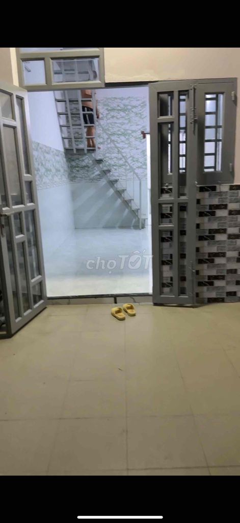 To rent Yuan