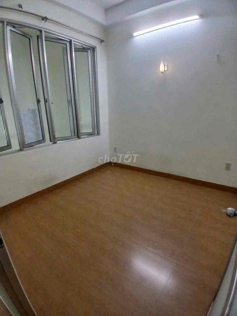 1 st. 2th floor 4 4th floor bedroom 3 toilets near Dương Đình Hội tenhb District 9