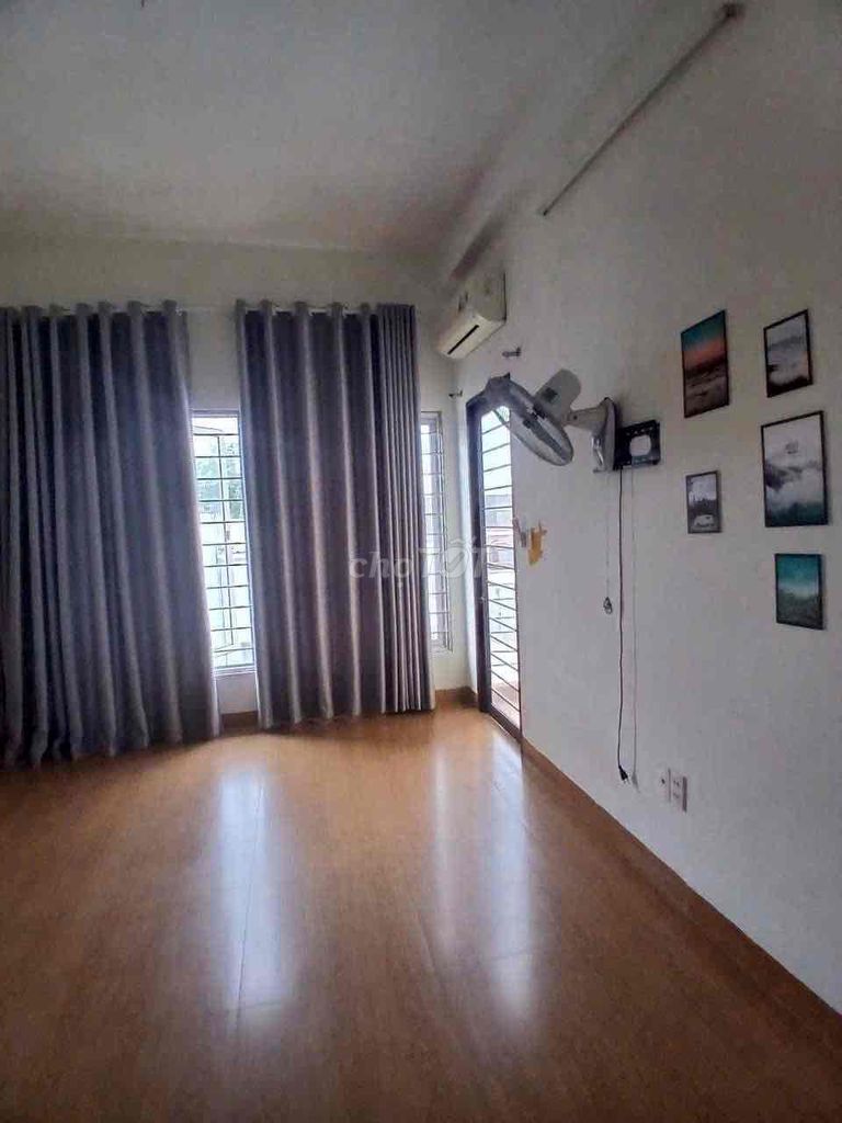 1 st. 2th floor 4 4th floor bedroom 3 toilets near Dương Đình Hội tenhb District 9