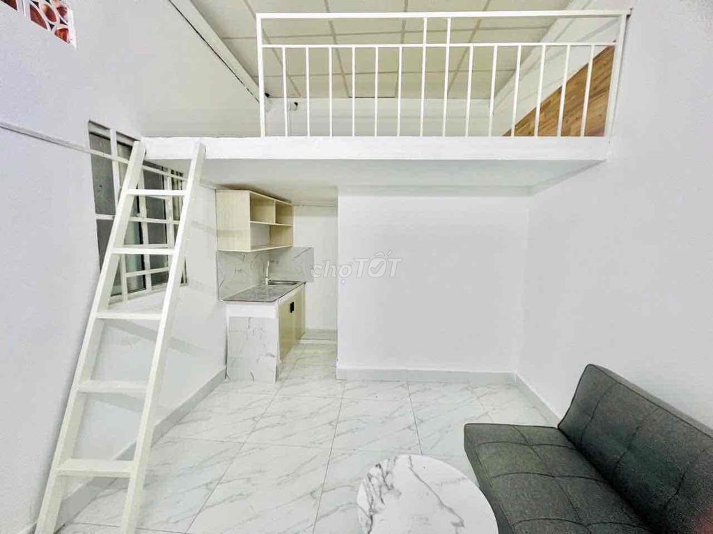 Rooms are cheap - 3 million - with a Cộng Hoà - Win School