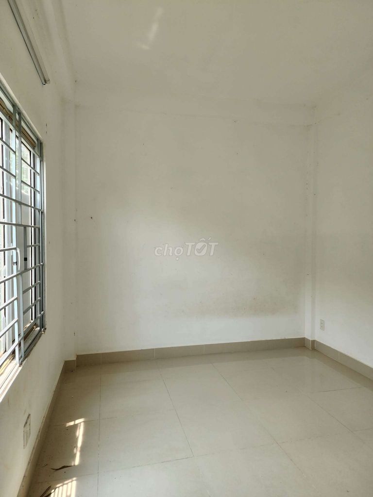Two floors of ground four bedrooms 11 Linh Xuân 5-0-0-0-0-0.