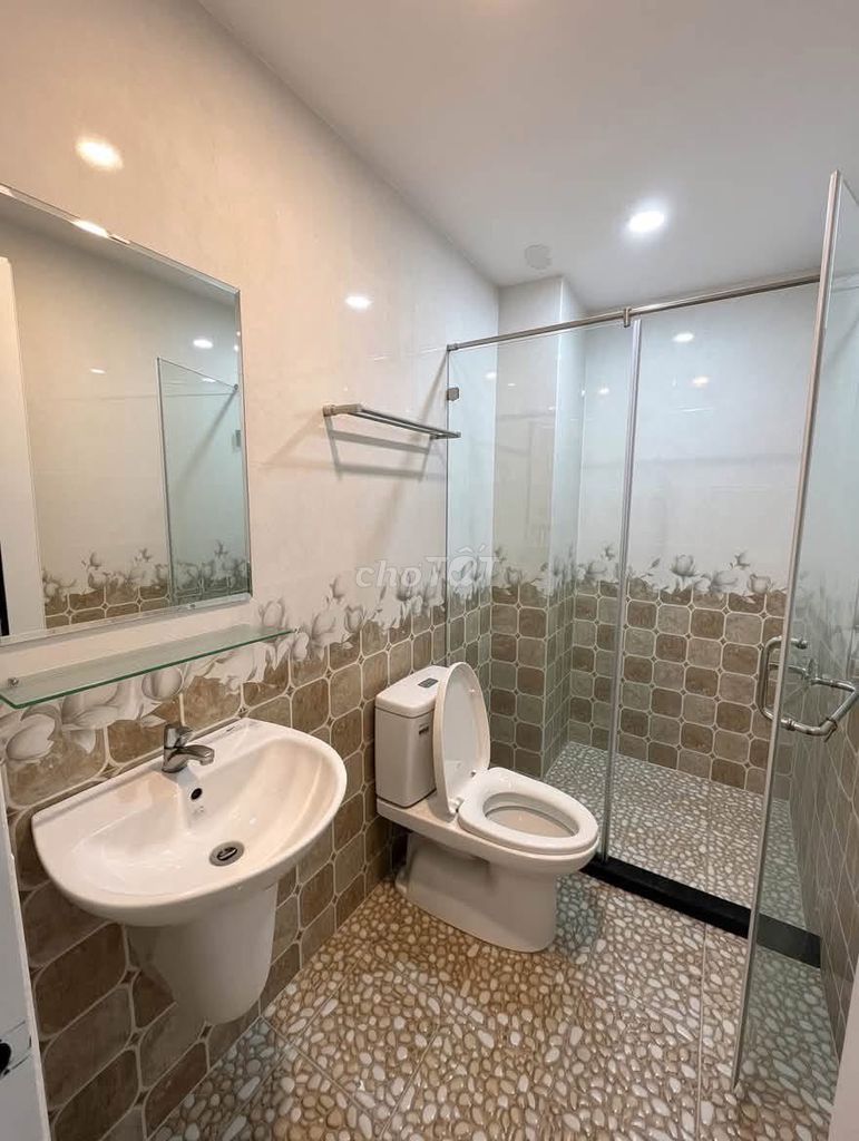 Rent the entire alley. 282 Nơ Trang Long-7 13 Bình Thạnh.