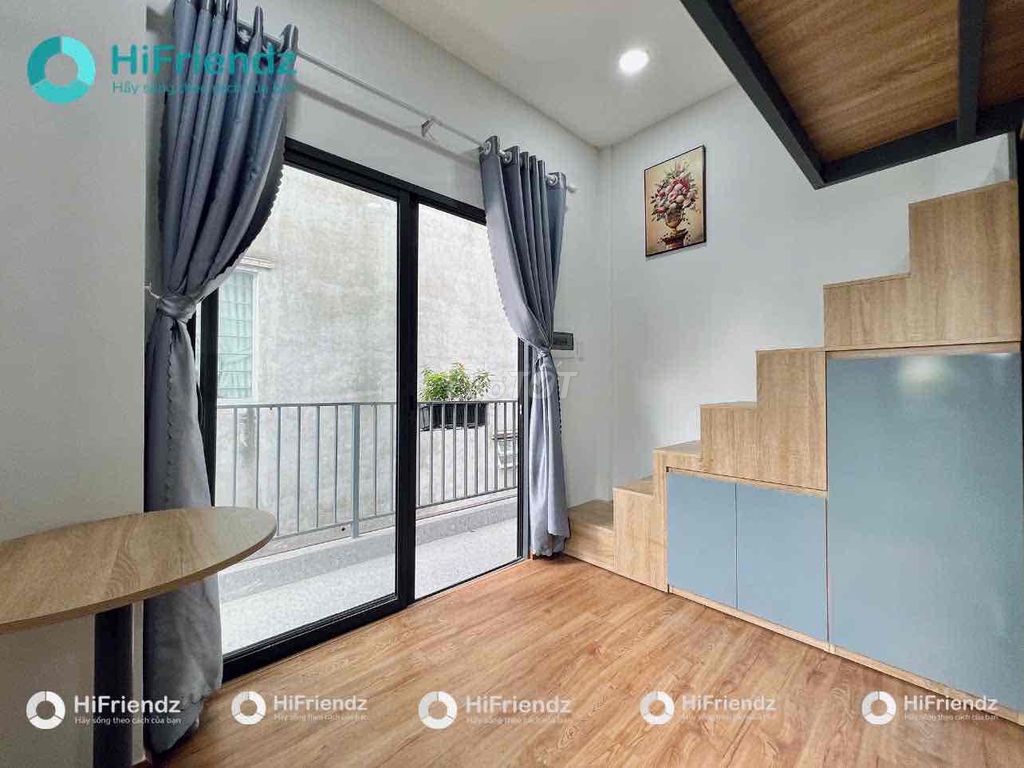 The nice room is cheaply high, the floor is 35 meters wide near District 1, 3, the bedroom.
