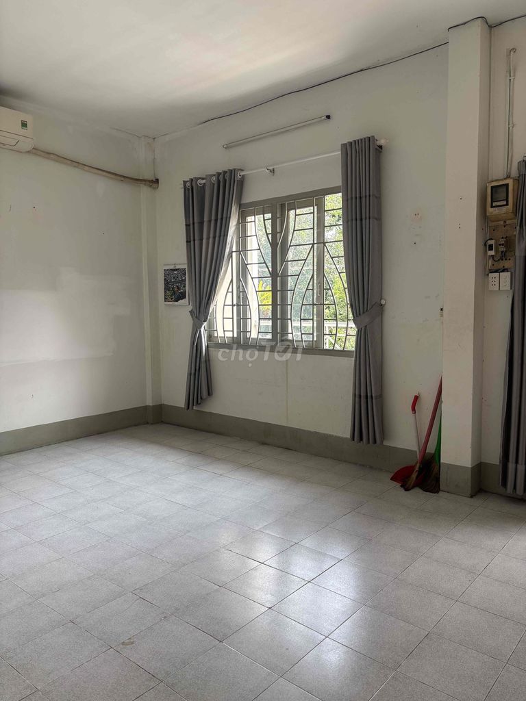 14 million a month - 2 bedroom - 80 meters - 1st floor - move in