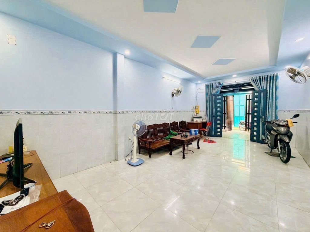 Gò Vấp two bedrooms, two Phạm Văn Chiêu 770 toilets.