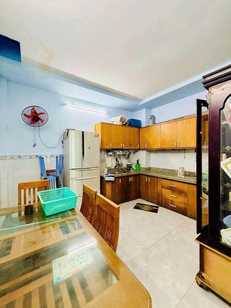 Gò Vấp two bedrooms, two Phạm Văn Chiêu 770 toilets.