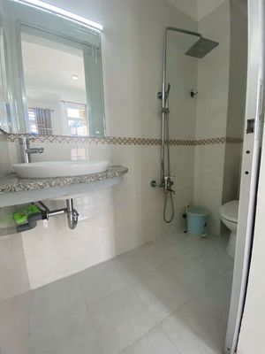 Rent the balcony room, Nguyễn Văn Thương, with only 4 million3 elevators.