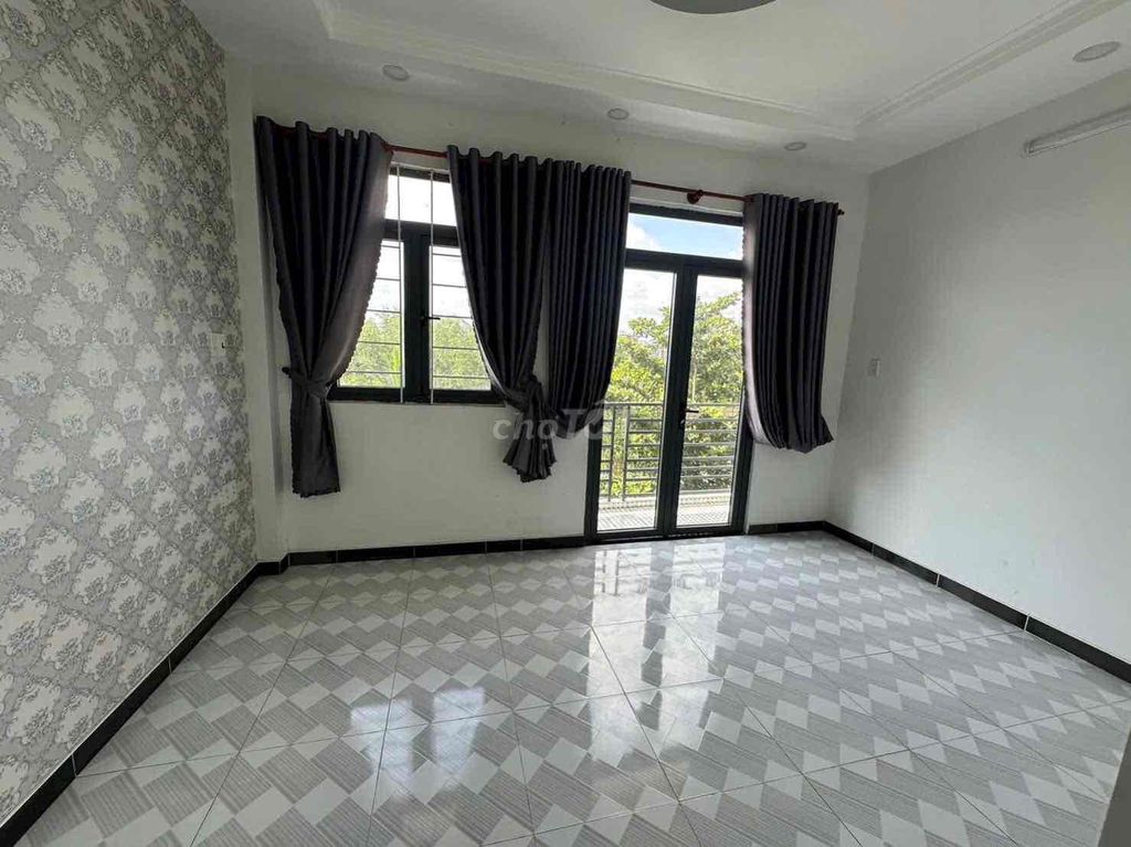 New home Hẻm 96 Đào Tông Nguyên.
