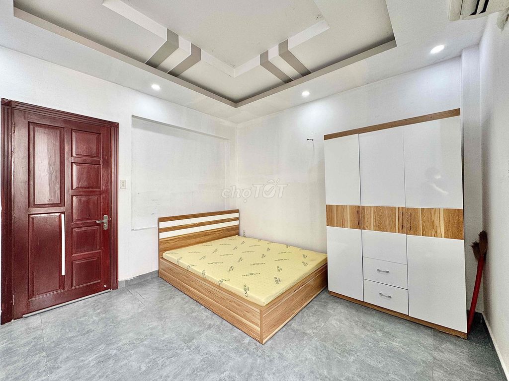 rent a window to Trần Thị Trọng-Tân Bình