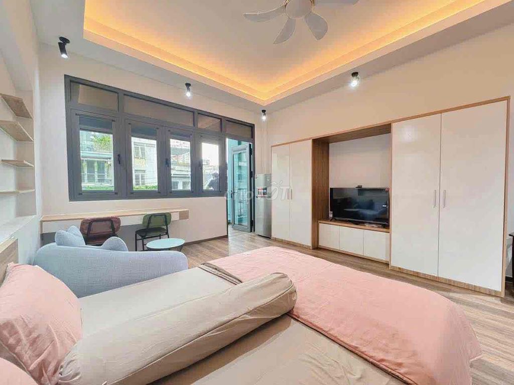 The balcony studio full of lakeview - Đỗ Xuân Hợp parallel