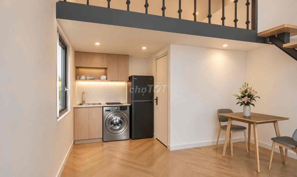 New room is 3D 90%-- 4 old county studio, 7100 from 3.5 million.