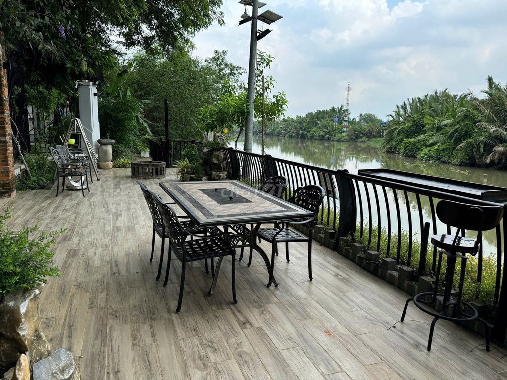 Rent villa of Võ Văn Hát garden area 2000 meters of river view