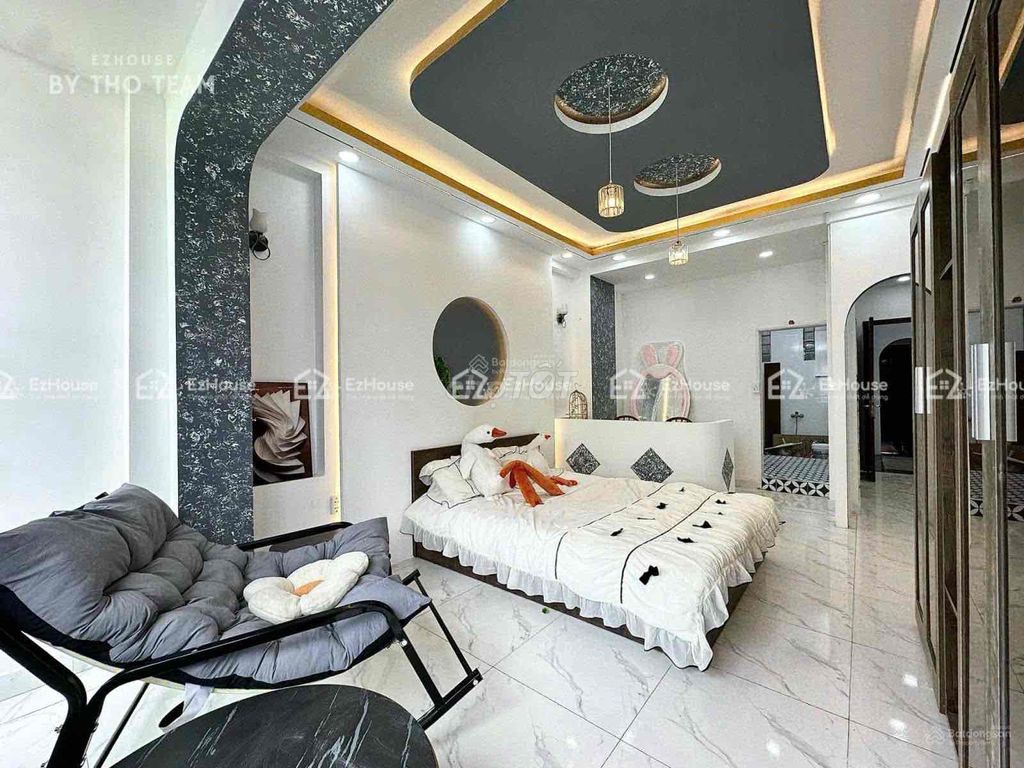 Two bedrooms full balcony furniture at T3 Tân Bình station