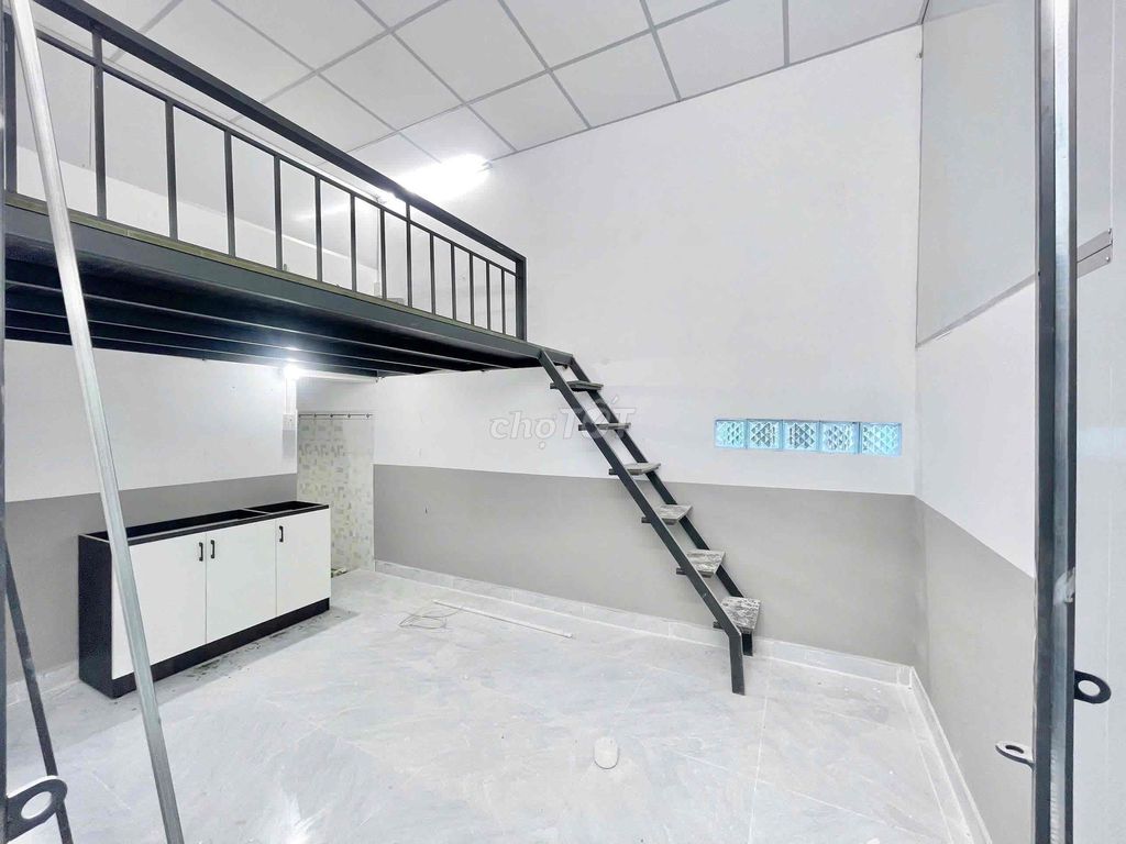 Rent a new apartment at Quang Trung near the West American Fair.
