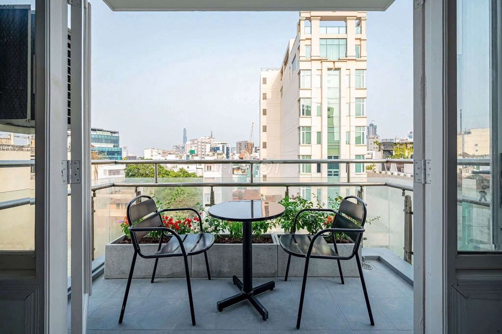 The full interior of the 7 good building near E Town, K300