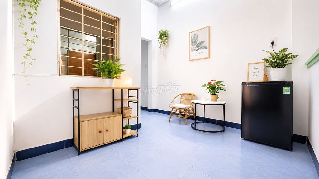 Rent a hotel room - air conditioning - free time