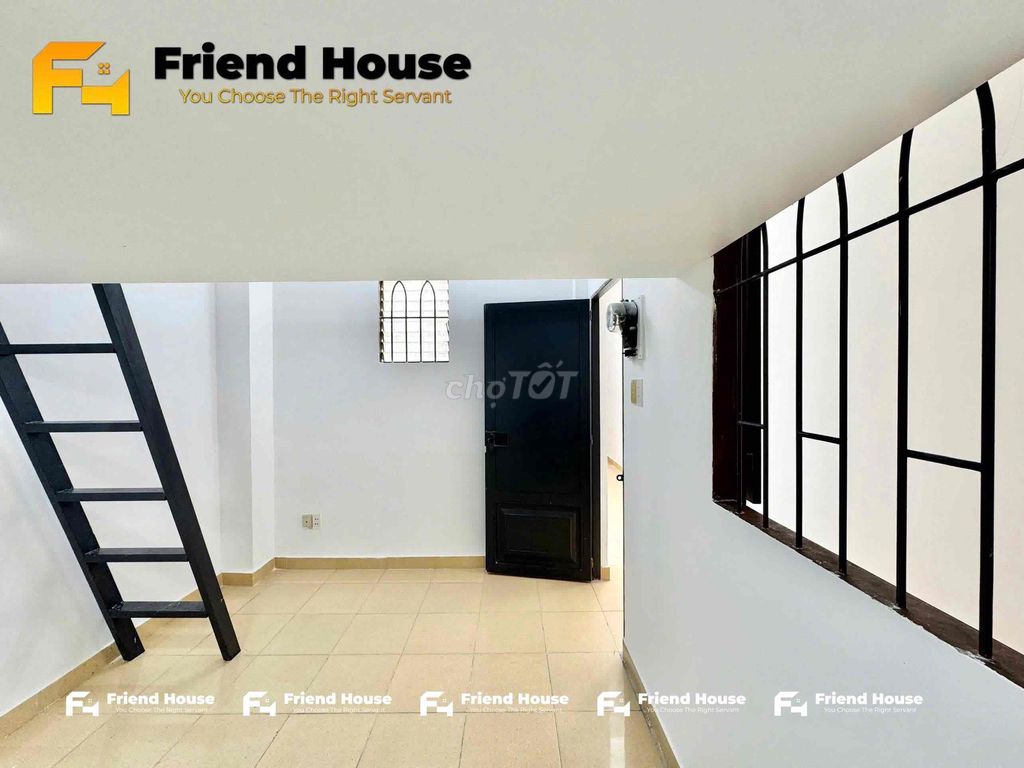 New Room Builds Nguyễn Kiệm.