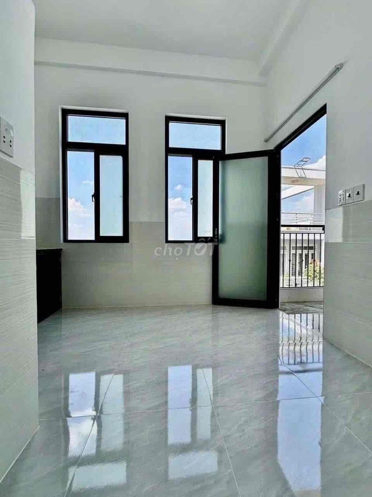 The living room is just the same as myrrh, like the sandstones market.
