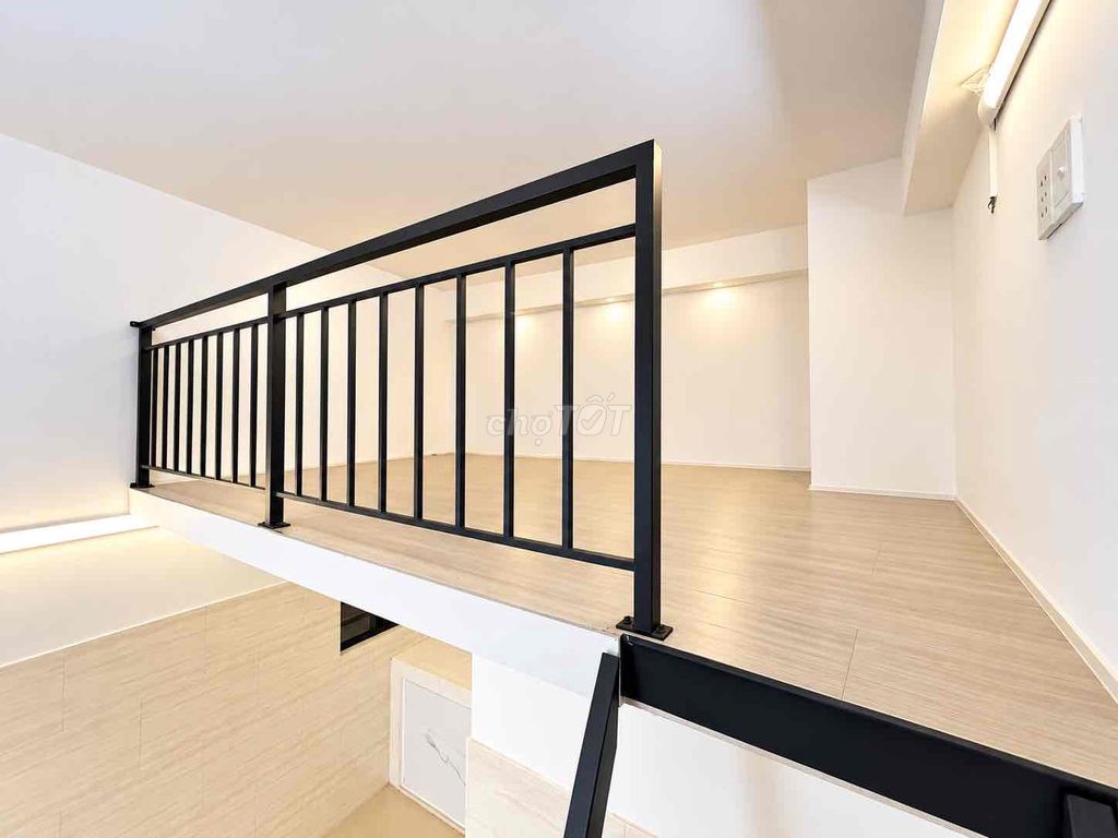 - Dương Quảng Hàm, Gò Vấp - elevator vault
