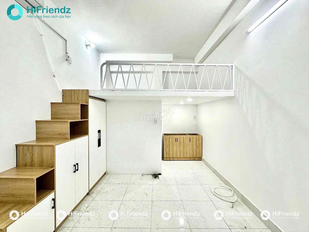 New room, clean air conditioning.