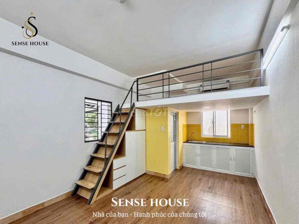 Rent a room with a 30-M2-wide guard - elevator next to a shower.