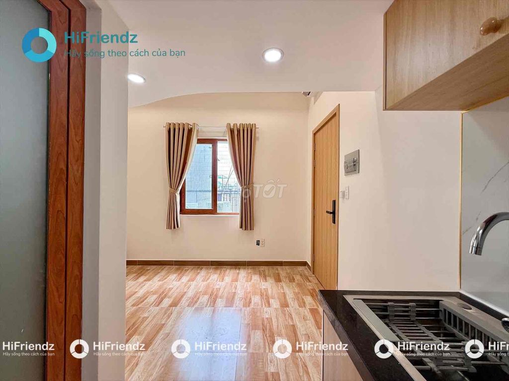 empty to supers near uth - room cheap