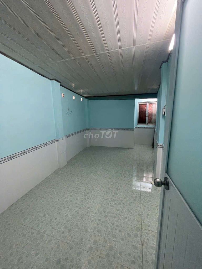 Let's rent the real house.